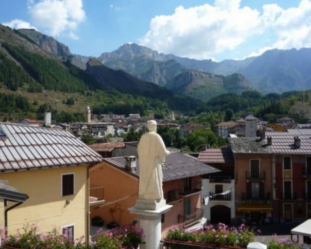 Caminata cultural en los Alpes 